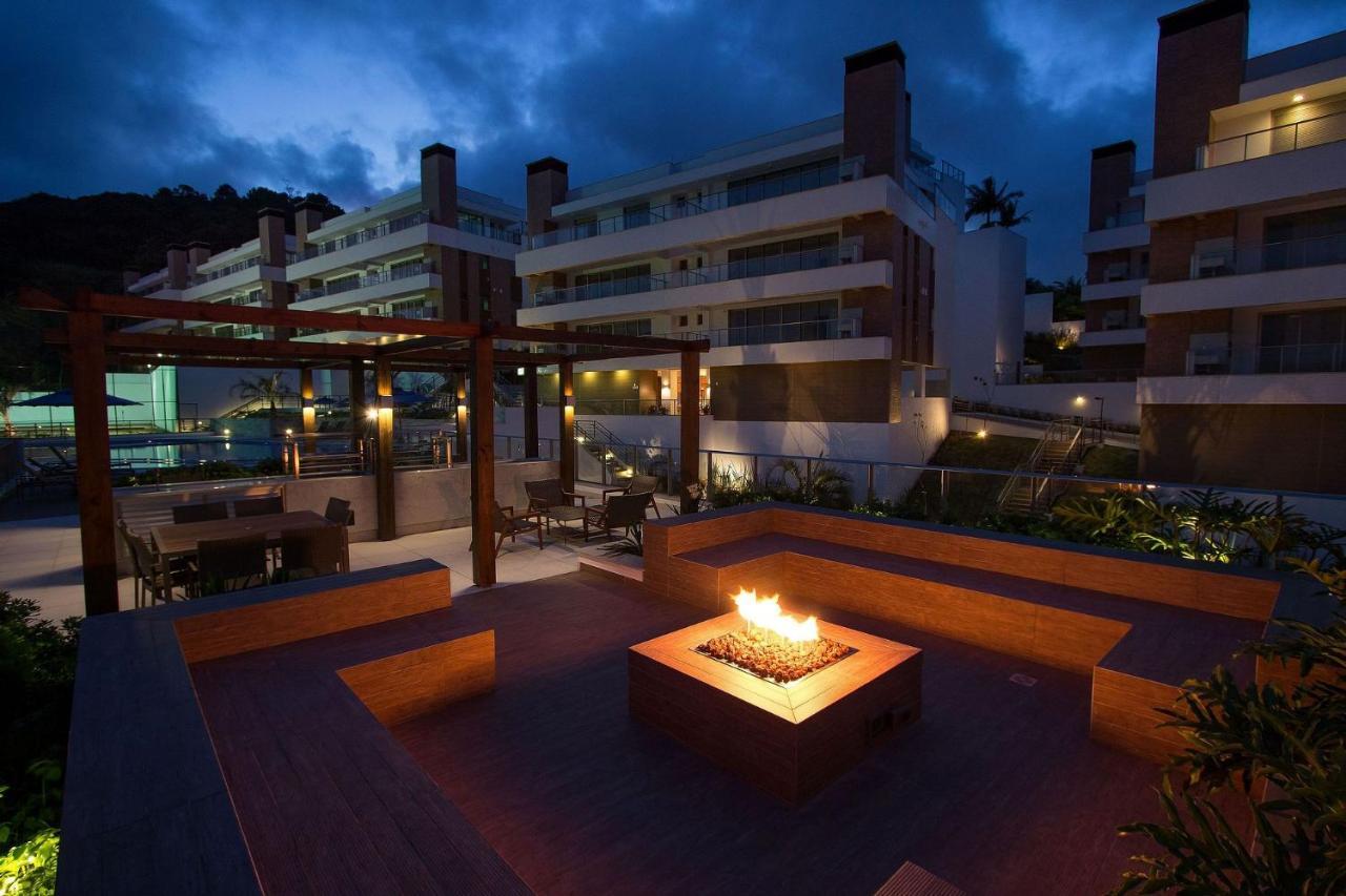 Punta Blu 102-9 - Apartamento De Alto Padrao Em Condominio Exclusivo, Quadra Poliesportiva - Piscina - Portaria 24H. Bombinhas Extérieur photo