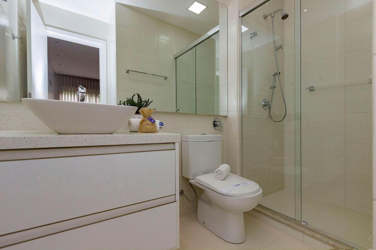Punta Blu 102-9 - Apartamento De Alto Padrao Em Condominio Exclusivo, Quadra Poliesportiva - Piscina - Portaria 24H. Bombinhas Extérieur photo